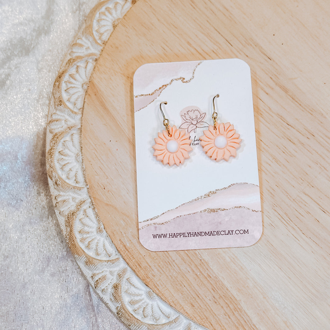 Peach Daisy Dangles